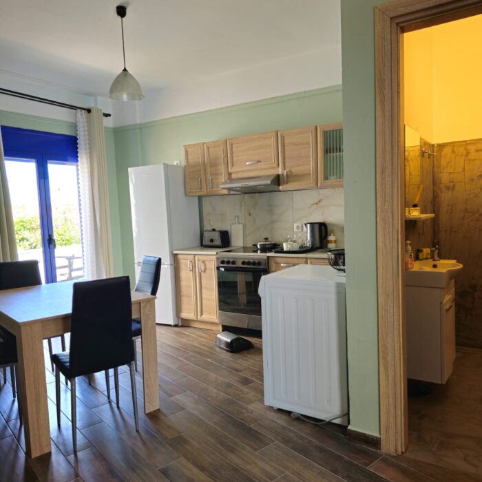 APARTMENT 17 KITCHEN AND BATHRROM 2024