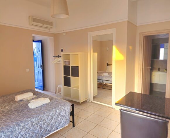 HOME 2 BEDROOM