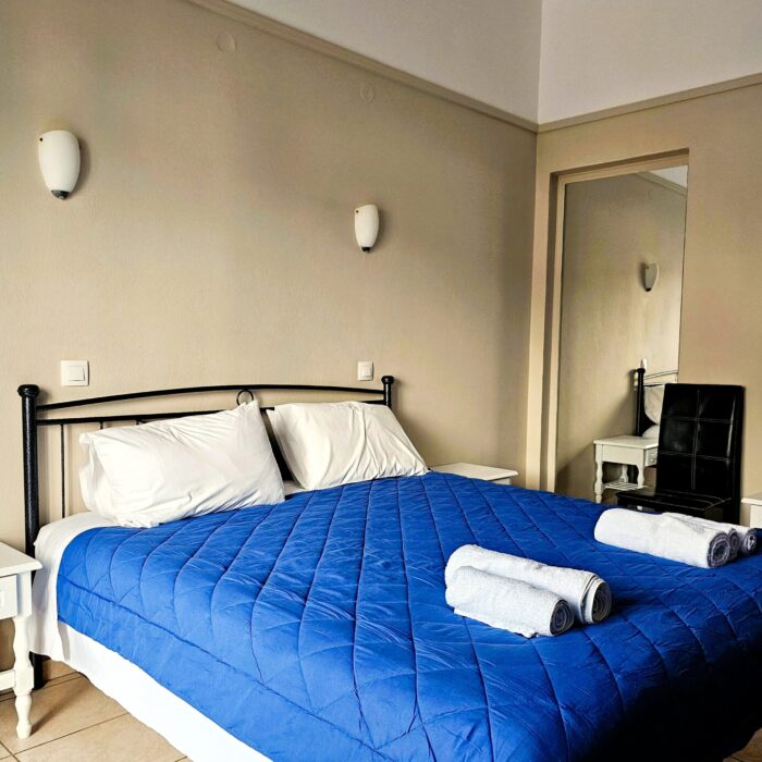room 19 bed and mirror 2026
